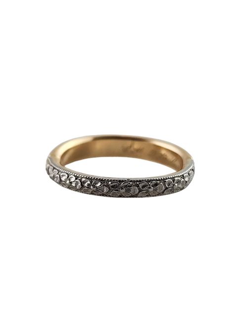 Traub Orange Blossom Antique 18K Yellow Gold & Platinum Etched Wedding Band

This beautiful etched wedding band is crafted from 18K yellow gold and platinum and is engraved with " October 14, 1884 CMD to LNT"

Ring size: 7.5
Shank: 2.65mm

https://www.etsy.com/listing/1783082442/orange-blossom-antique-18k-yellow-gold

#Jewelry #Ring #Gold #WeddingBand Simple Elegance, Orange Blossom, Gold Platinum, Perfect Ring, Vintage Wedding, Priority Mail, Wedding Rings Engagement, Wedding Band, Wedding Bands