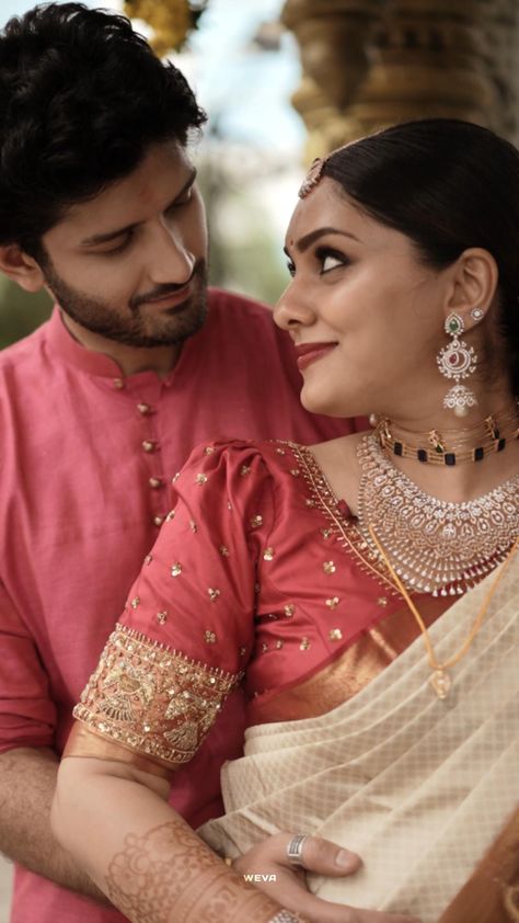 Couple Pose Indian Wedding, Kerala Wedding Videos, Hindu Engagement Photo Poses, Wedding Couple Poses Cinematic, Groom Cinematic Video, Wedding Cinematic Shots Video, Wedding Couple Video Ideas, Wedding Poses Video, Wedding Couple Poses Video