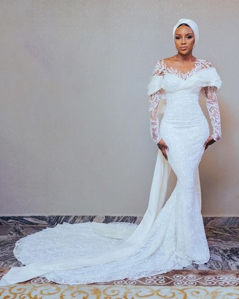 Wedding Dress Bustle, Wedding Gown Inspiration, African Bride, Bridal Styling, Head Tie, Beautiful Portraits, Stylish Wedding Dresses, African Wedding Dress, Muslim Bride