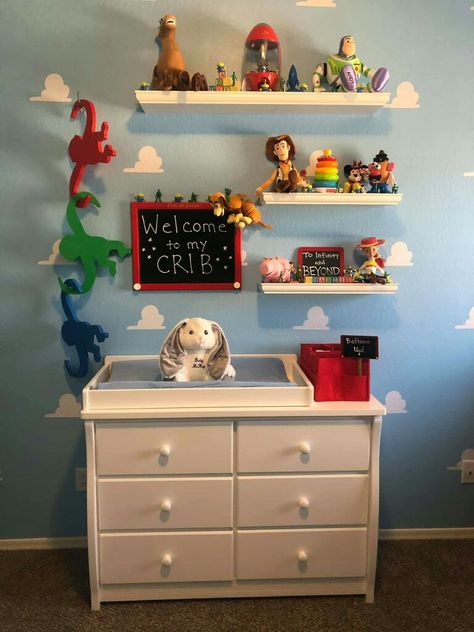 Toy Story Crib Bedding, Toy Story Bedroom Ideas Diy, Baby Boy Nursery Toy Story, Toys Story Room, Pixar Nursery Ideas, Disney Baby Room Ideas, Toy Story Nursery Boy Rooms, Toy Story Themed Nursery, Toy Story Toddler Room