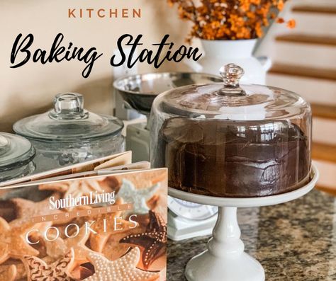 Kitchen Baking Station, Baking Station, 10 Inch Cake, Bakers Kitchen, Cake Pedestal, Measuring Cups & Spoons, Baking Items, No Bake Bars, Mixing Bowls Set