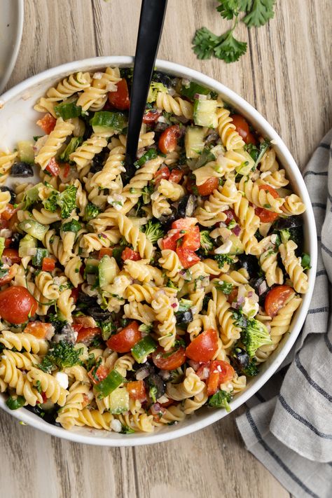 High Protein Pasta Salad - ohsnapmacros Pasta Salad High Protein, High Protein Pasta Salad, Salad High Protein, Protein Pasta Recipes, Protein Pasta Salad, Pasta Calories, High Protein Pasta, Protein Lunch, Protein Pasta