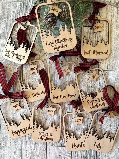 Digital Cut File - Laser Cut - Woodland Star Dangle Christmas Ornament Laser Wood Crafts Ideas, Balsa Wood Ornaments, Omtech Laser Ideas, Wood Cutout Ornaments, Laser Engraved Slate Coasters, Laser Ornament Ideas, Laser Christmas Gifts, Thunder Laser Projects, Laser Cut Christmas Gifts