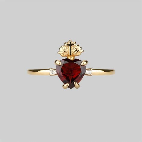 Faster shipping. Better service Garnet Ring Gold, Garnet Heart, Gold Heart Ring, Pierced Jewelry, Heart Gemstone, Garnet Rings, Jewelry Wedding, Dream Jewelry, Sacred Heart