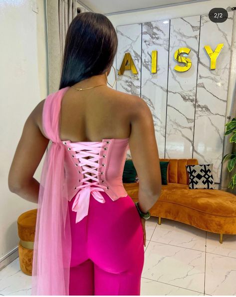 Two Piece Graduation Outfit, Corset Dinner Dress, Ankara Bustier Top, Pink Corset Top Outfit, Corset Top Outfit Classy, Corset Top Outfit, Corset Fashion Outfits, Chic Dress Classy, African Fashion Designers