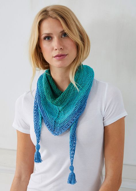 Free Knitting Pattern for a Triangular Scarf 2019 ⋆ Knitting Bee Shawl Scarf Pattern, Knitting Patterns Free Scarf, Free Scarf, For Her, Scarf Knitting Patterns, Summer Knitting, Beautiful Knitting, Garter Stitch, Free Knitting Pattern