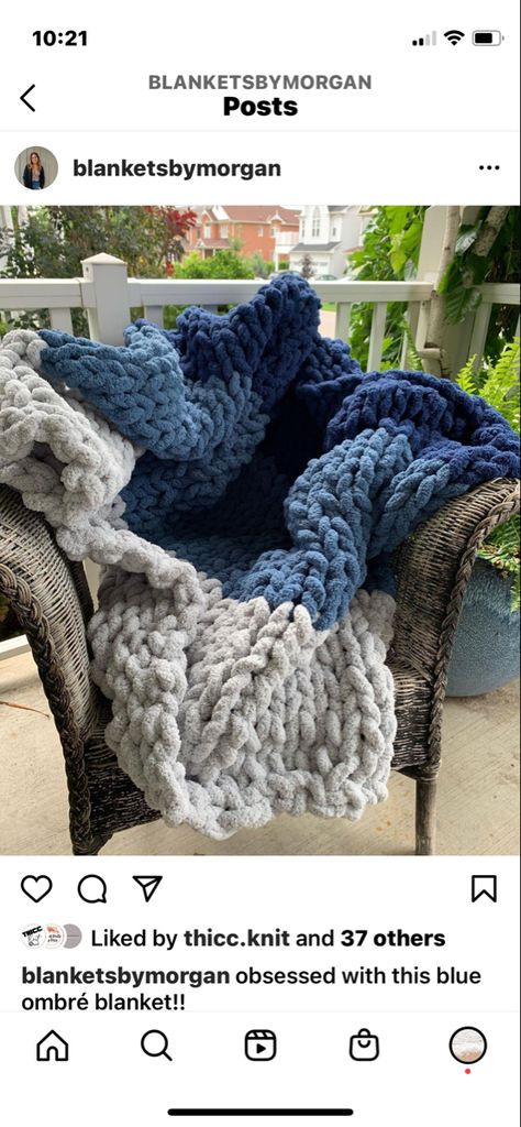 Chunky Knit Blanket Pattern, Knit Blanket Pattern, Navy Blanket, Chunky Knit Blanket, Knit Blanket, Blanket Knitting Patterns, Blanket Crochet, Blue Ombre, Knitted Blankets