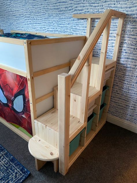 Trofast Book Storage, Kura Bed And Trofast, Ikea Kura Stairs, Ikea Kura And Trofast Bed Hack, Ikea Kura Trofast Hack, Cama Kura Ikea Ideas, Kura Ikea Bed, Diy Kura Bed, Trofast Stairs