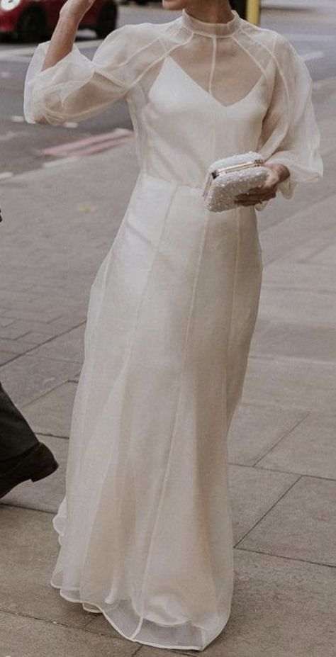 https://www.reddit.com/r/sewing/comments/sfq2cm/trying_to_recreate_this_kamperett_dress_and/ Wedding Ideas For Second Marriage, Sum Dresses, Unusual Wedding Dresses, Edgy Bridal, Weddding Dress, Minimal Wedding Dress, Green Wedding Dresses, Wedding Reception Dress, Organza Dress