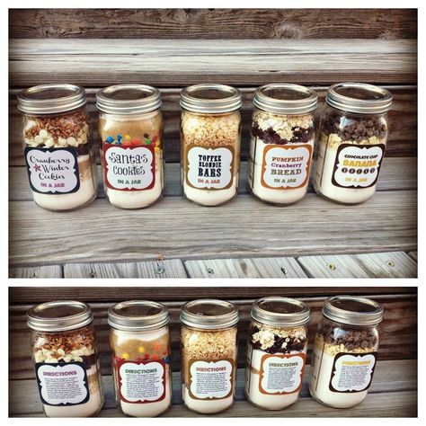 Gifts In A Jar, Dessert In A Jar, Mason Jar Meals, Mason Jar Gifts, Baking Gifts, Edible Gifts, Meals In A Jar, Jar Gifts, Great Gift Ideas