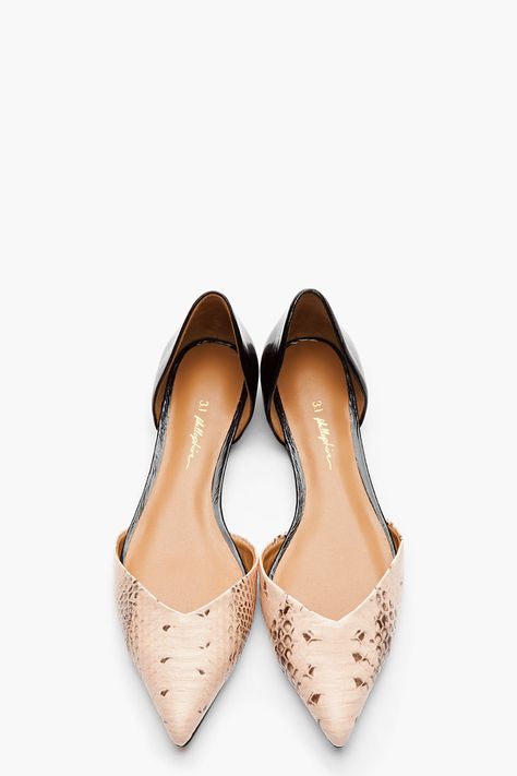 3.1 PHILLIP LIM // blush pink snakeskin D'orsay Flats Chic Chic, Cute Flats, Latest Shoe Trends, Fabulous Shoes, Shoe Closet, Crazy Shoes, Ballerina Flats, Shoe Obsession, Shoe Porn