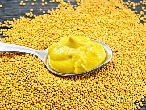 Health benefits of yellow mustard Mustard Benefits, Yellow Mustard Seeds, Mustard Recipe, Rich In Protein, Izu, Yellow Mustard, Whole Foods Market, Daily Diet, Food Industry