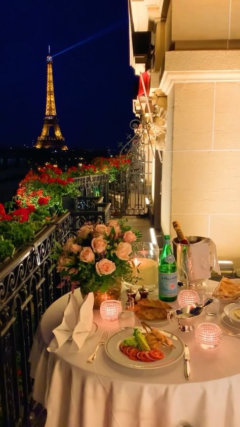 beautifulhotels on Instagram: Swooning over this Parisian icon with @lumadeline. 🇫🇷 Hôtel Plaza Athénée is known for its Parisian Haussmann style of architecture,… Paris Romance, Paris Video, Top Honeymoon Destinations, Contemporary Living Room Design, Paris Luxury, Beautiful Paris, Fancy Wedding Dresses, I Love Paris, Living In Paris