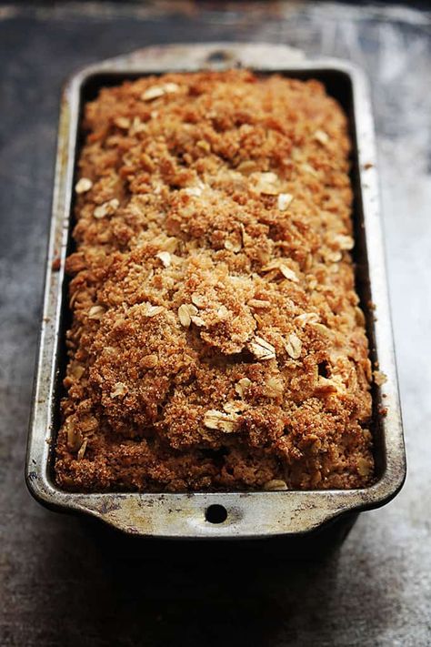 Cinnamon Streusel Pumpkin Bread - Creme De La Crumb Pumpkin Oatmeal Bread, Loaf Breads, Bread Yeast, Dessert Breads, Yummy Bread, Friendship Bread, Winter Baking, Moist Pumpkin Bread, Oatmeal Bread