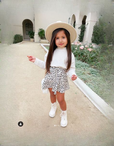 Outfits For Kids, Girls Spring Outfits, Stylish Kids Outfits, Fashion Baby Girl Outfits, Girls Fall Outfits, Foto Baby, Toddler Girl Style