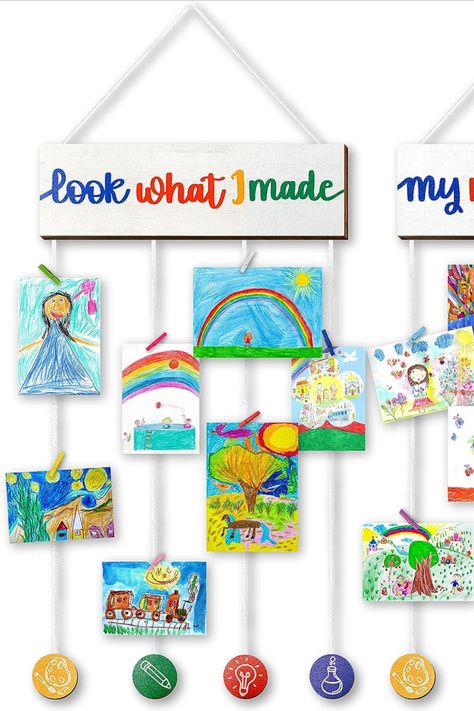 Kindergarten Art Display Wall, Look What I Made Art Display, Kids Art Work Display Ideas, Art Corner For Kids, Art Wall For Kids, Art Work Storage, Child Artwork Display, Classroom Art Display Wall, Art Display Ideas Classroom