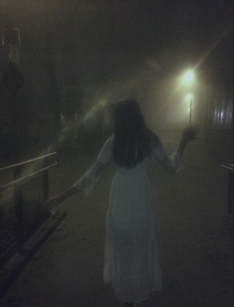 #gloomy #spooky #night #dress #victorian #witch #foggy #fog Night Fog Aesthetic, Gloomy Aesthetic Outfit, Spooky Girl Aesthetic, Gloomy Angelcore, Gloomy Photoshoot, Ghostly Aesthetic, Aria Core, Foggy Photoshoot, Hill Photoshoot