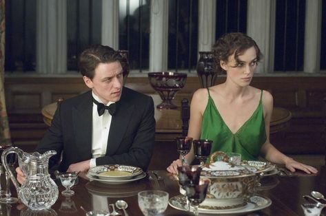 The story behind Keira Knightley's green dress in Atonement | Vogue Paris Atonement Movie, Best Rom Coms, Ian Mcewan, Kiko Mizuhara, Billy Elliot, Movie Plot, Anna Karenina, Atonement, Ray Charles