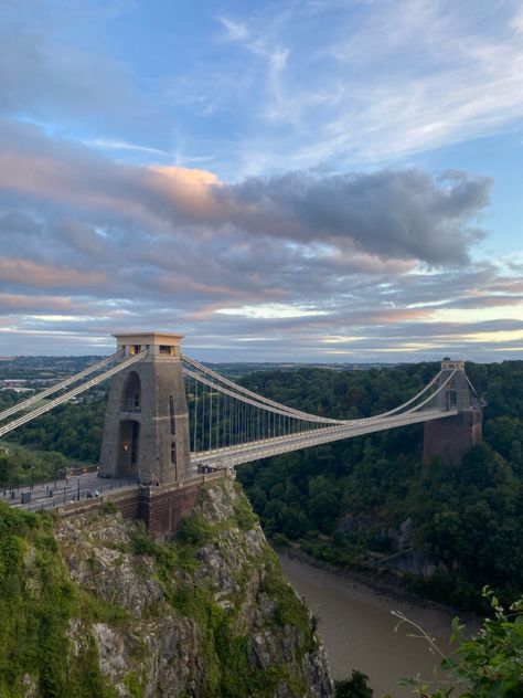 Clifton Bridge, Clifton Bristol, Bridge Structure, Franklin Homes, Life In The Uk, Places In England, Bristol Uk, Suspension Bridge, Abstract Art Landscape