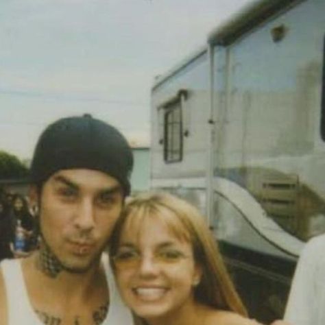 2000spirit ✨ on Instagram: "britney spears & travis barker in the 90s. britney spears had teamed up with blink 182's drummer travis barker on 'femme fatale' in the early 2010s. 🥁 producer rodney jerkins said 'i did two songs (for the album) 'one of them is really out of the box. it has a rock feel and we brought travis barker to play on it.'" Travis Barker 2000s, Travis Barker 90s, Rodney Jerkins, 90s Britney Spears, Angels And Airwaves, Early 2010s, Tom Delonge, Car Racer, Travis Barker