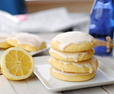 A fat free cookie? It exists! And it's delicious. These are so good that the man and boy (and I) were eating them as they were being lifted off the pan, and they were gone so quickly I had to make a double batch the next day. Definitely a keeper. These light and fluffy lemon delights are nearly… Fat Free Cookies, Yogurt Cookies, Light Cookies, Fat Free Desserts, Low Fat Baking, Low Fat Cookies, Fat Free Recipes, Low Fat Desserts, Lemon Cookie