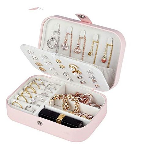 Travel Jewelry Organizer Cases, Functional Jewelry, Travel Jewelry Organizer, Hanging Necklaces, Ring Storage, Leather Jewellery, Makeup Bag Organization, Jewelry Organizer Box, Button Jewelry