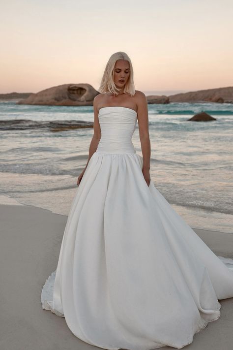 Dropped waist corset wedding dress. Ballgown wedding dress. A-line wedding dress. 2025 wedding dress trends. Kyha Studios Wedding Dress, Chosen By Kyha, Drop Waist Wedding Dress, Homecoming Formal Dresses, Bridal Studio, Mother Wedding Dress, Designer Wedding Gowns, April 22, Wedding Mood