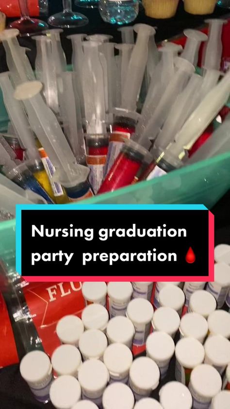 Nurse Graduation Party Decorations Ideas, Nursing Party Ideas, Nurse Themed Graduation Party, Bsn Graduation Party, Lpn Graduation, Nurse Grad Parties, Nurse Graduation Party Decorations, Nurse Graduation Party, Party Tiktok