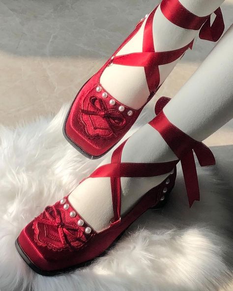 🩰Square-toe satin shoes with lace-up at ankle design, 6 colors available. 🛒Price: $39.59 👉Search 'QQBIT-001' on devilinspired.com #devilinspired #shoes #satinshoes #squaretoeshoes #lolitashoes #lolitacoord #lolitafasion Bow Decorations, Steampunk Fashion Female, Pajama Bag, Halter Dress Short, Steampunk Fashion Male, Canvas Flats, Pearl Bow, Satin Shoes, Stocking Tights