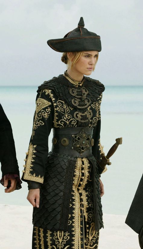 Keira Knightley in POTC: At World's End Elizabeth Swann At Worlds End, Kira Knightly, Elisabeth Swan, Kiera Knightly, Pirate Cosplay, Elizabeth Swann, Pirate Queen, Keira Knightly, Fair Outfits