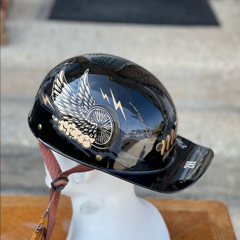 Size Fit 55-59cm Helmet Is Very Comfortable. Bobber Helmets, Skull Motorcycle Helmet, Custom Helmet Paint, Motorbike Helmets, Skull Motorcycle, Harley Davidson Helmets, Biker Helmets, Motorbike Helmet, Helmet Paint