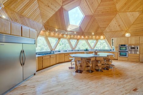 Geodesic Dome Homes Floor Plans, Dome House Interior Design, Dome Homes Floor Plans, Concrete Dome House, Dome House Interior, Geodesic Homes, Dome Homes, Geodesic Domes, Geodesic Dome Homes