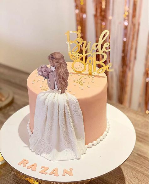 Bride Cake Design, Bridesmaid Cake Ideas, Brides Cake Ideas, Cakes For Bridal Showers, Brides To Be Party Ideas, Haldi Cake Design For Bride, Bride To Be Party Dress, Dress Cake Ideas, Bride To Be Cake Bachelorette Parties