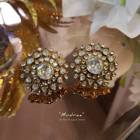 #moissanite #polkis #polkiearing #polkijewelry #polkistuds #silvermoissanitejewelry #silverjewelry #studs #semipreciousjewellery #statementjewellery #jewelry #designerjewelry #moissanitepolkijewellery #moissaniteearrings #bridesmaidjewelry #onlineshopping #trendingreels #trendingvideos #goldlookalikejewellery #moissanitejewelry #videooftheday #instagramreels #paldzigns #jewellerylove #couturejewellery #reelsinstagram #jewellery #silver #antiquejewelry #luxury Polki Tops, Polki Studs, Jadau Earrings, Vintage Indian Jewelry, Pearls Jewellery, Ear Tops, Earrings For Wedding, Beautiful Diamond Earrings, Trendy Jewellery