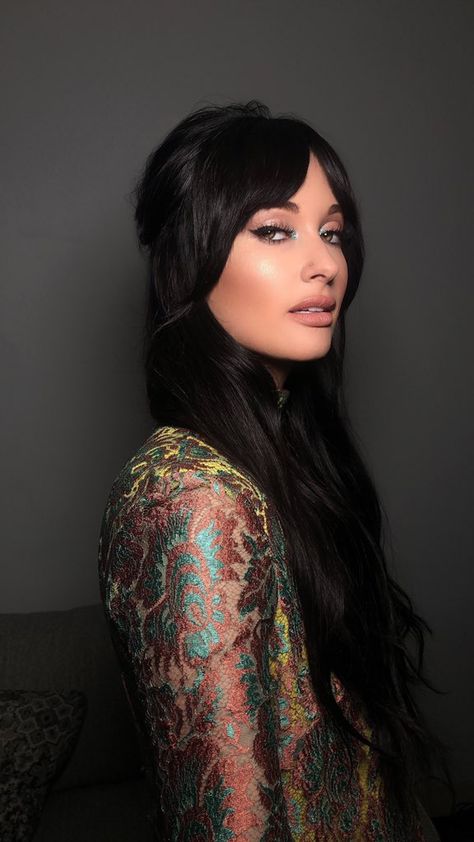 Kacey Musgraves Wedding, Wedding Makeup Inspiration, Soft Black Hair, Disco Makeup, Edgy Fits, Concert Attire, Perfect Red Lips, Beauty And Makeup, Kacey Musgraves