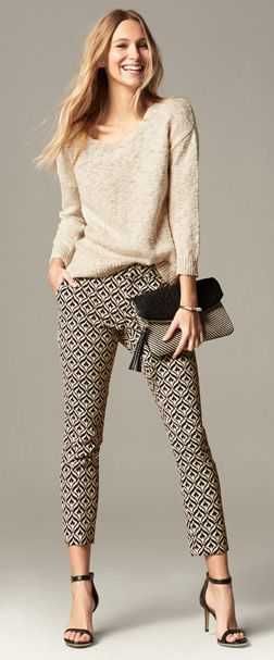 Desert Inspired Fashion - Imgur Work Heels, Patterned Pants, Boucle Sweater, Mode Casual, Fashion Winter, Inspired Outfits, Work Wardrobe, 가을 패션, Inspiration Mode