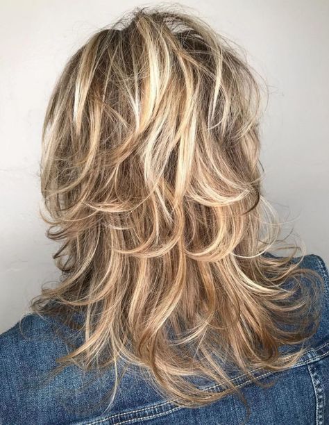 Bronde Shaggy Hairstyle with Feathered Layers Medium Shaggy Hairstyles, Long Shag Hairstyles, 2024 Hairstyles, Modern Shag Haircut, Medium Shag Haircuts, Long Shag Haircut, Long Shag, Shaggy Haircuts, Shag Haircuts