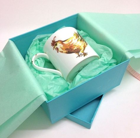 Gift Wrapping Project - Lining gift boxes with Tissue and Ribbon » Jane Means Tissue Paper Gift Box Packaging Ideas, Tissue Paper In Gift Boxes, Prize Ideas, Gifts Wrapping, Gifts Wrapping Diy, Creative Gift Wrapping, My Gift, Professional Gifts, Paper Gift Box