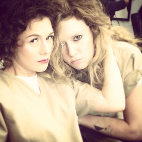 Oitnb Nicky, Yael Stone, Oitnb Cast, Nicky Nichols, Celebrity Gossip News, Alex And Piper, Alex Vause, Natasha Lyonne, Gossip News