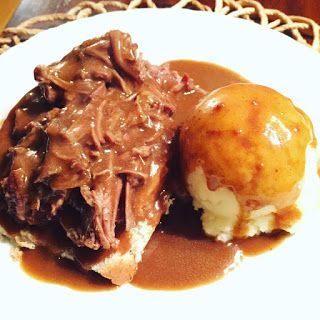 Crock Pot Beef Manhattan, Manhattan Beef Roast, Crockpot Beef Manhattan, Easy Beef Manhattan Recipe, Open Faced Sandwich Beef, Open Face Beef Sandwich, Hot Beefs In Crockpot, Roast Beef Manhattan Recipe Crock Pots, Beef Manhattan Recipe Crock Pot