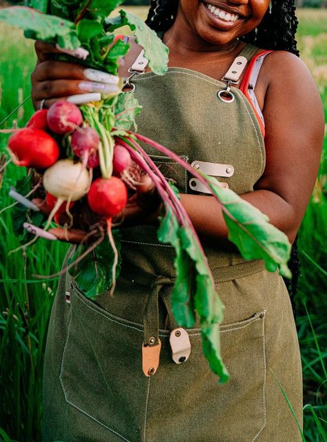 Ext.nje series.meet njeNje holding a bunch of veggies to her face Tattoos Black Women, Black Farmers, Farmer Girl, Female Farmer, Black Cowgirl, Farm Photography, Daughter Tattoos, Mother Daughter Tattoos, Multimedia Artist