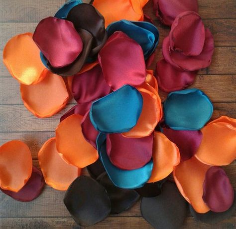 Teal Orange Weddings, Cranberry Wedding, Wedding Toss, Fall Party Decorations, Proposal Boxes, Bridal Shower Centerpieces, Teal Wedding, Luxury Wedding Venues, Aisle Runner