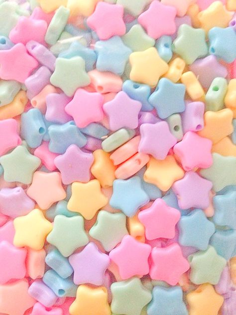 Kidcore Wallpaper, Photo Kawaii, Pastel Kidcore, Soft Kidcore Aesthetic, Soft Kidcore, Tiktok Ideas, Kidcore Aesthetic, Artistic Ideas, Star Beads