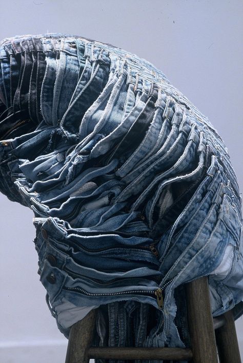 Jeans Sculpture, Denim Sculpture, Denim Textiles, Denim 2024, Pecha Kucha, Conscious Consumption, Textile Recycling, Pantone 2020, Denim Art