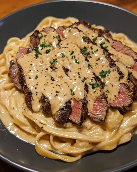 Cajun memes | Spicy Cajun Steak with Creamy Alfredo Pasta | Facebook Creamy Alfredo Pasta, Steak Alfredo, Cajun Steak, Steak Ribeye, Creamy Carbonara, Pasta Aesthetic, Gordon Ramsay Recipe, Pasta Ingredients, Healthy Food Dishes