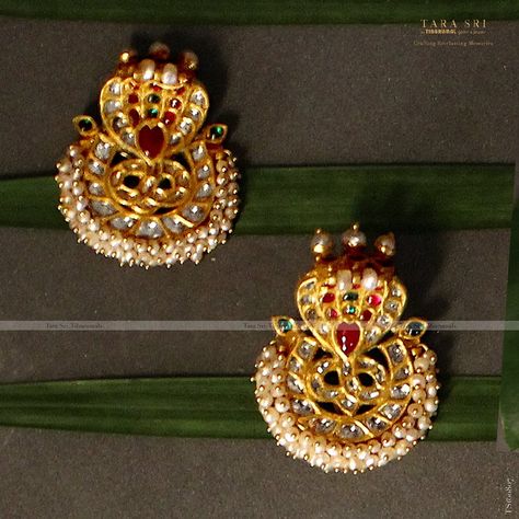 Nagaram Pendant, Latest Gold Jewellery, Gold Tops, Gold Temple Jewellery, Indian Bridal Jewelry Sets, Gold Jewellry, Gold Necklace Indian Bridal Jewelry, Jewellery Indian, Fancy Blouse