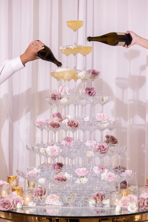 Shower Tower, Goodbye Party, Rosé Wine, 2025 Wedding, Wedding Champagne, Champagne Tower, Champagne Wedding, Birthday Decor, Bar Drinks