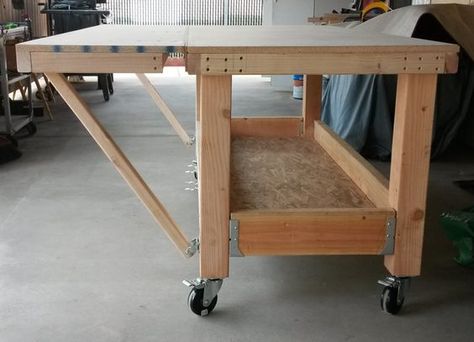 Workbench Designs, Workbench Plans Diy, Diy Table Saw, Diy Workbench, Garage Work Bench, Workbench Plans, Easy Wood Projects, Woodworking Table, Easy Wood