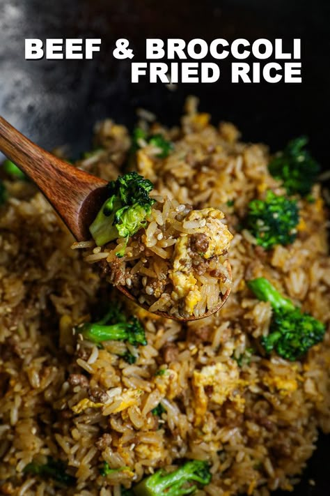 Fried Rice Recipe Video, Broccoli Fried Rice, Doenjang Recipe, Fried Rice Recipes, Polenta Pizza, Ground Beef And Broccoli, Easy Fried Rice, Beef Fried Rice, Fried Rice Recipe Easy