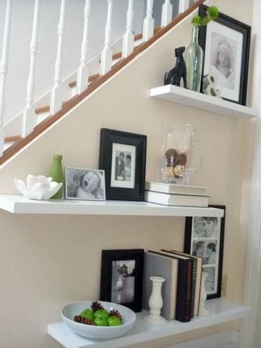 Ideas for Floating Shelves - Floating Shelf Styles تحت الدرج, Home Office Computer Desk, Stair Case, Regal Design, Decorating Shelves, Estantes Flotantes, Natural Home Decor, Cool Ideas, Shelf Styling